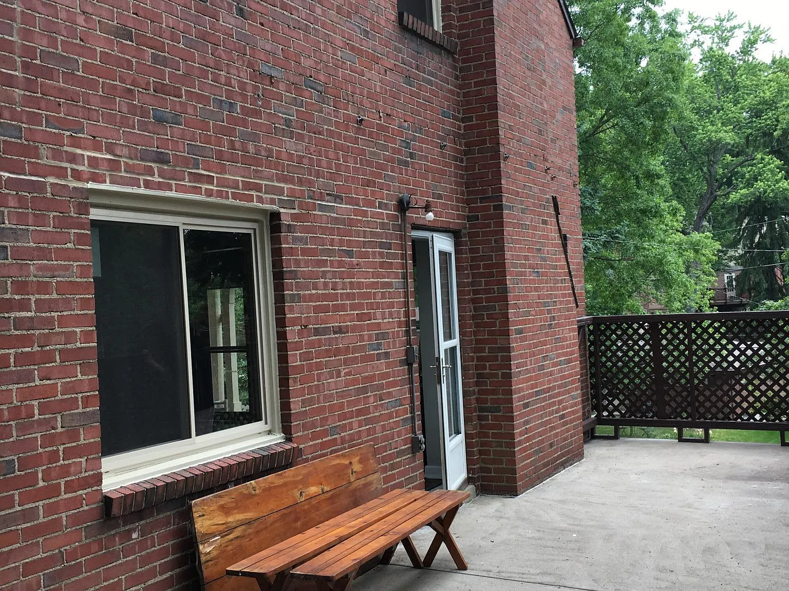 4 bed, 1700 sqft, $1,990 — Photo 4
