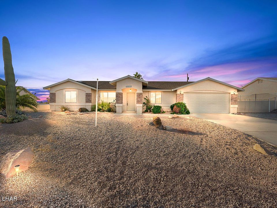 Woman in Lake Havasu City