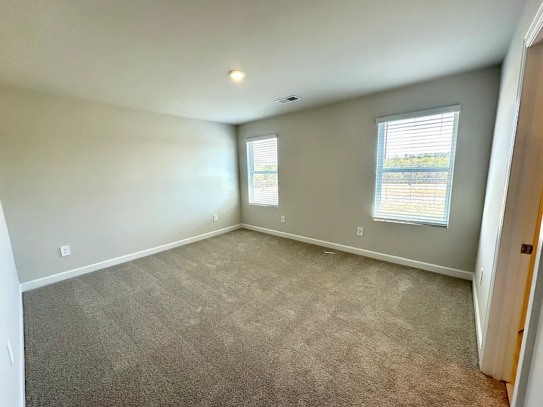 307 Hampton George Ct — Photo 9