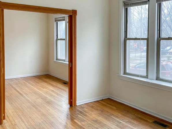 6325 N Sheridan Rd APT 707, Chicago, IL 60660