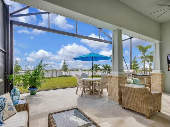 10394 Northbrook Cir, Palm Beach Gardens, FL 33412