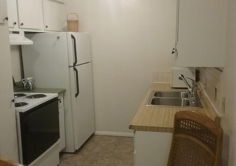1st image of 6322 N Barcelona Ln