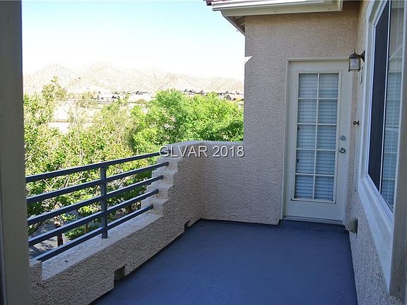 3rd image of 110 Harbor View Dr #110