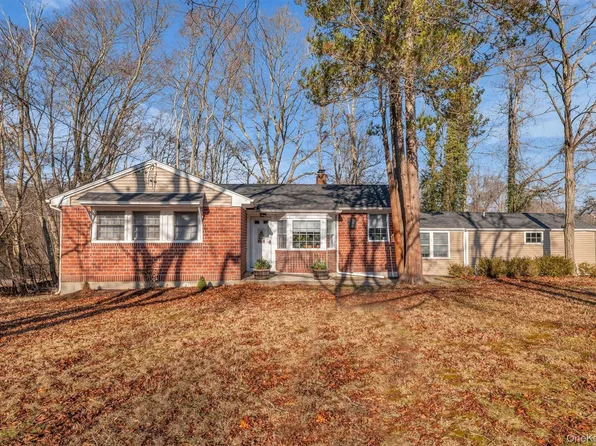 164 Donegan Avenue, East Patchogue, NY 11772