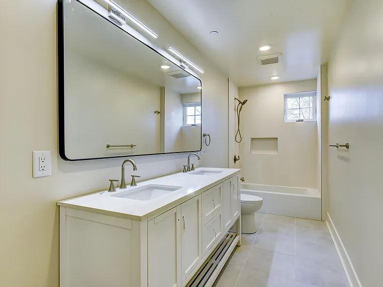 48 Walnut St #1 — Photo 24
