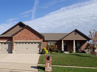 123 Miranda Ct, Wentzville, MO 63385