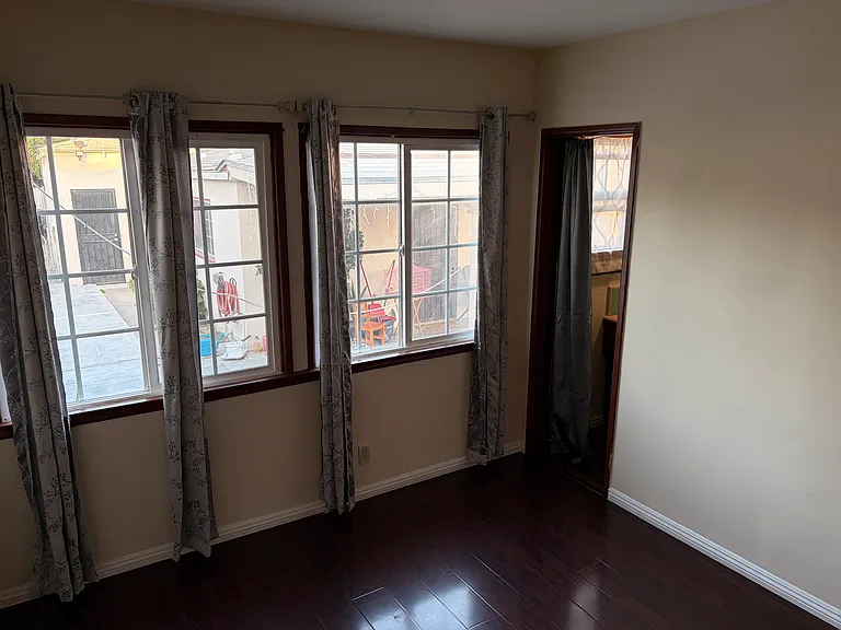 9300 McNerney Ave — Photo 6