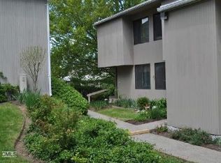 11 Keeler Close, Ridgefield, CT 06877