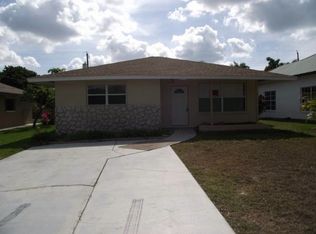 706 107th Ave N, Naples, FL 34108