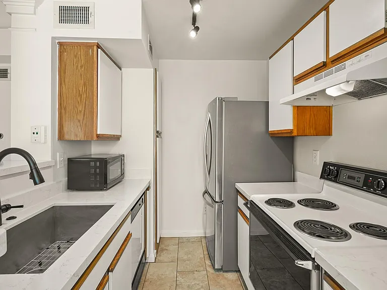 3231 Allen Pkwy #5302 — Photo 5