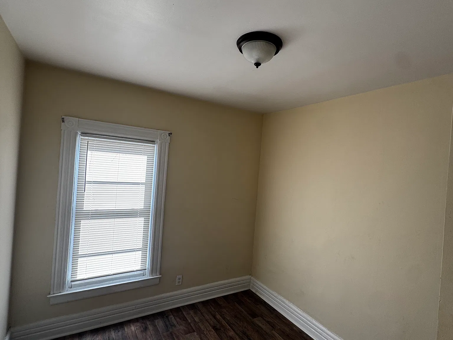 3 bed, 1500 sqft, $1,500 — Photo 3