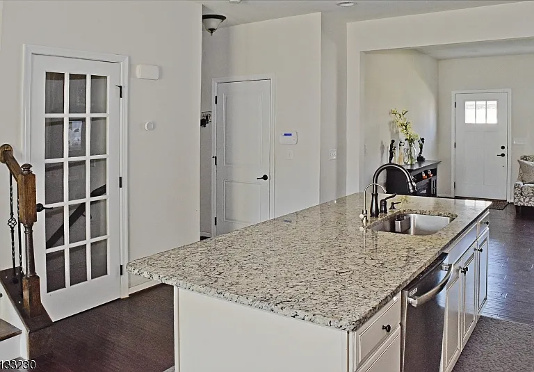 11 Shade Tree Ln — Photo 7