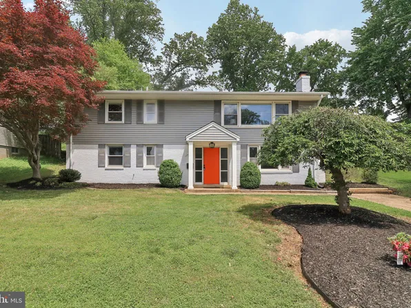 1212 Ware St SW, Vienna, VA 22180