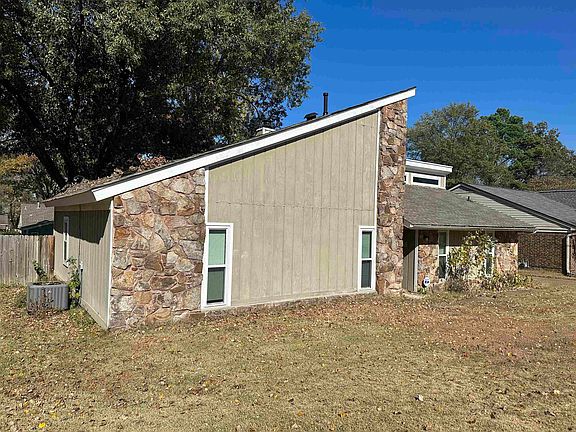 2nd image of 8212 Timber Hill Trl