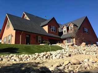 16407 Archie Moore Rd, Ramona, CA 92065