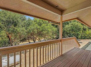 25913 Jesmond Dene Rd, Escondido, CA 92026