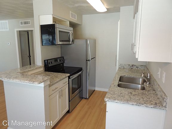 4th image of 4611 Munger Ave APT 204