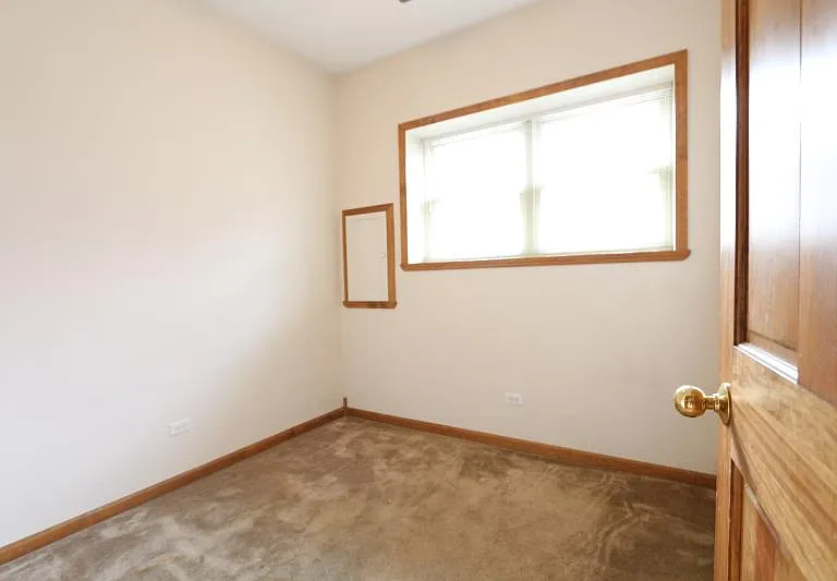 1257 W Flournoy St #1R — Photo 10