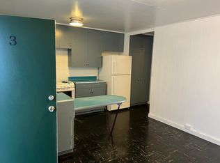 1722 Democrat St #3, Honolulu, HI 96819