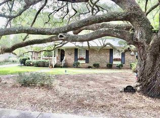 1217 Lakeland Dr, Conway, SC 29526