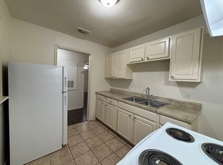 222 E Phillips Rd APT 6, Angleton, TX 77515