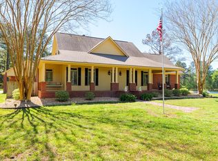 5767 Thompson Rd, Hahira, GA 31632