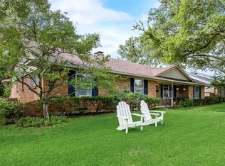 7726 El Pensador Dr, Dallas, TX 75248