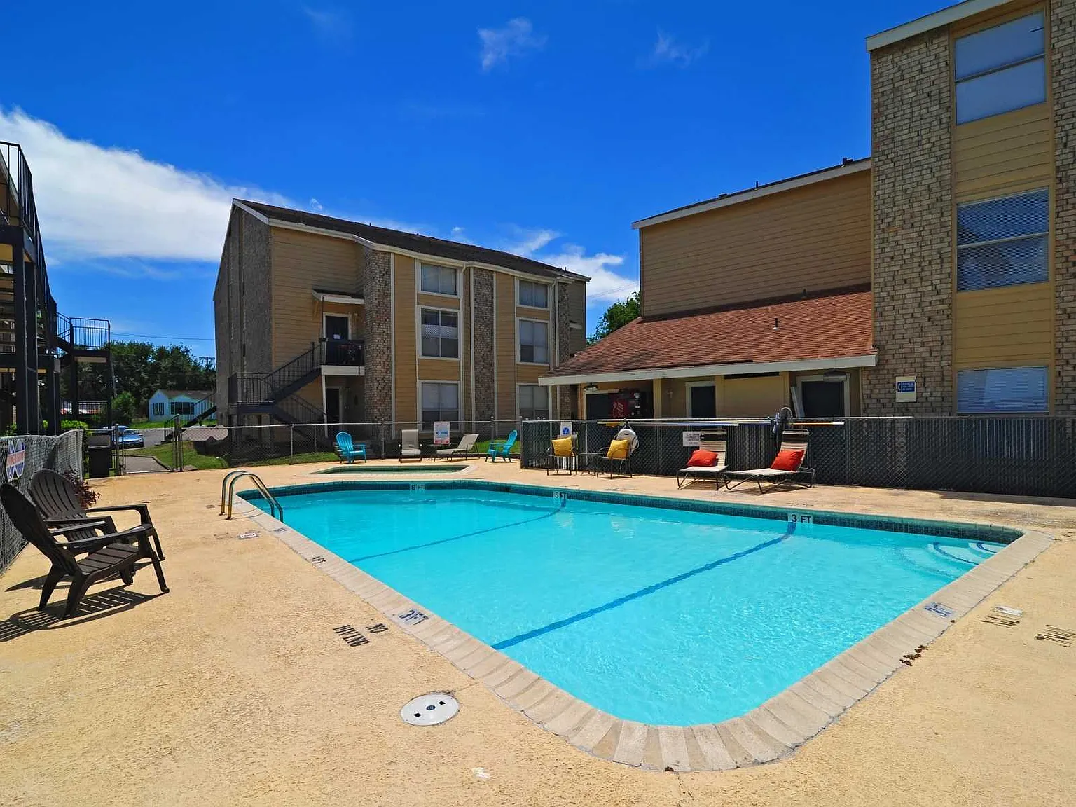 South Fork Apartments — Photo 3