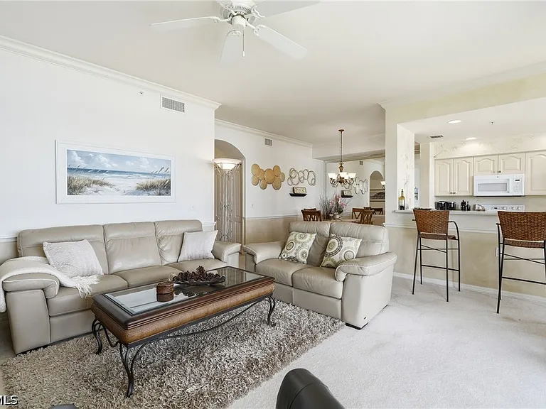 10480 Washingtonia Palm Way #1126 — Photo 9