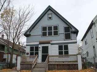 2911 N 25th St, Milwaukee, WI 53206