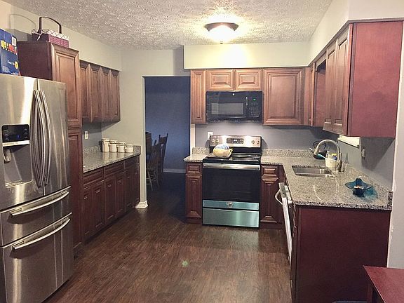 5th image of 540 Stedway Ct