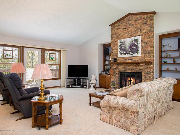 4th image of 5630 Bearcreek Dr