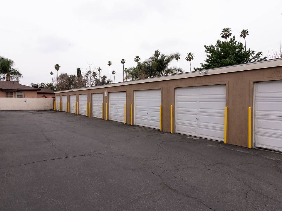 2005 Briarwood Apts 2005 W Linden St Riverside CA Zillow