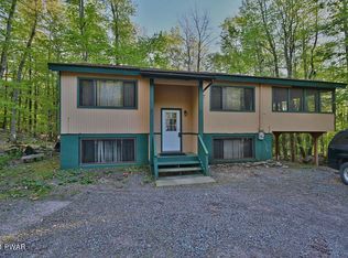 34 Boulder Rd, Lake Ariel, PA 18436