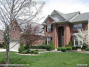 41119 Scarborough Ln — Photo 2