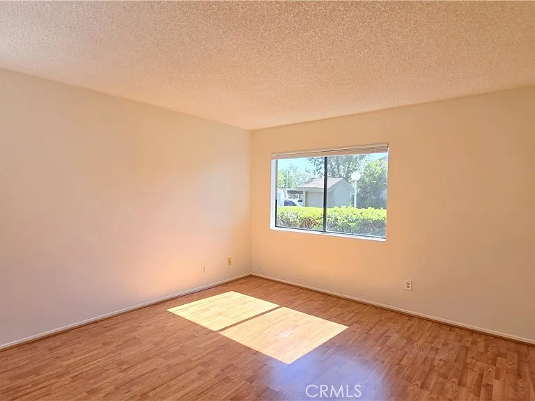 25 Carriage Way — Photo 10