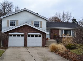 2023 Hutchison Rd, Flossmoor, IL 60422