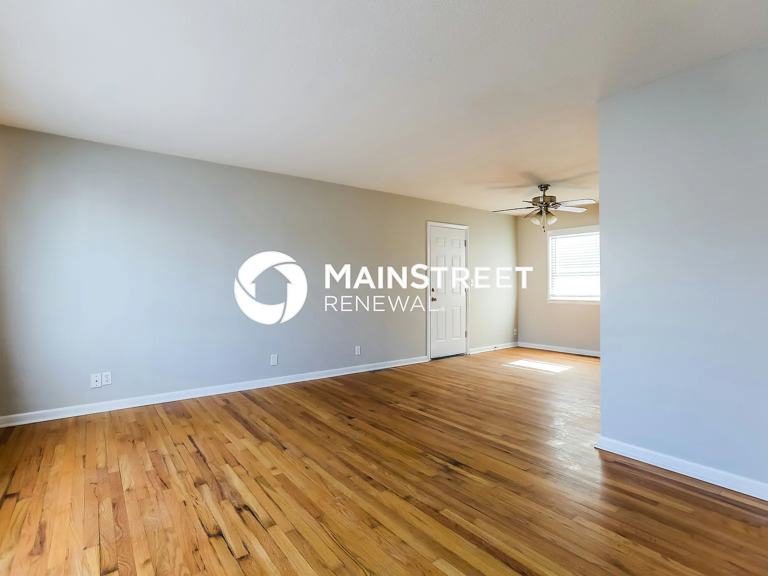 1008 Stafford Dr — Photo 3