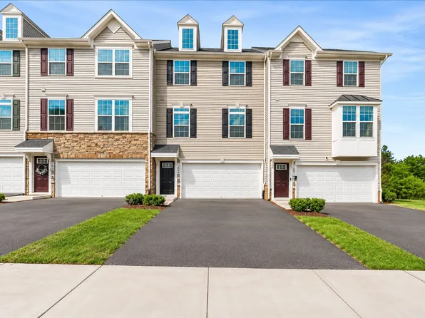 1403 Wilmer Park Ln, Frederick, MD 21703