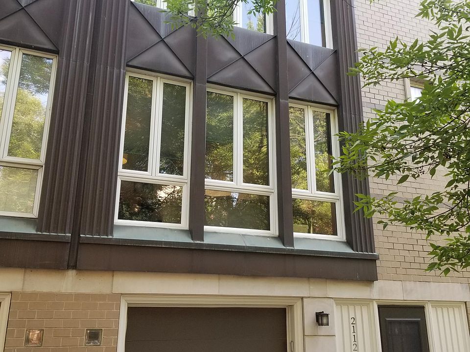 1st image of 2112 N Lakewood Ave #2112