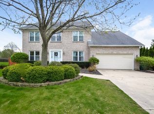 6277 Winchester Ct, Gurnee, IL 60031
