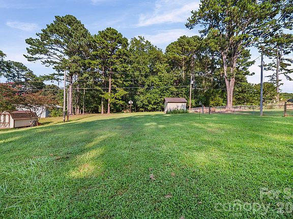 4th image of 13519 Four Oaks Ln