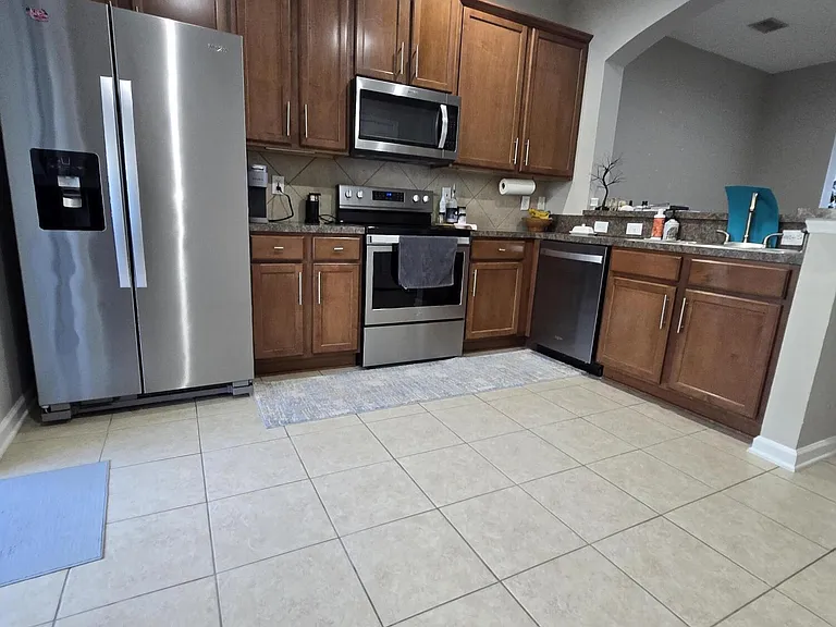 13035 Sunset Lake Dr — Photo 6