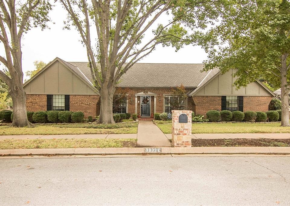 1st image of 3832 Cambridge Cir E
