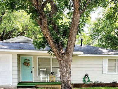 307 W Armstrong Ave, Comanche, TX, 76442