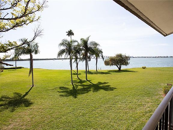 3rd image of 6291 Bahia Del Mar Cir APT 201