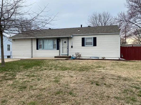 1203 N Farview Dr, Independence, MO 64056