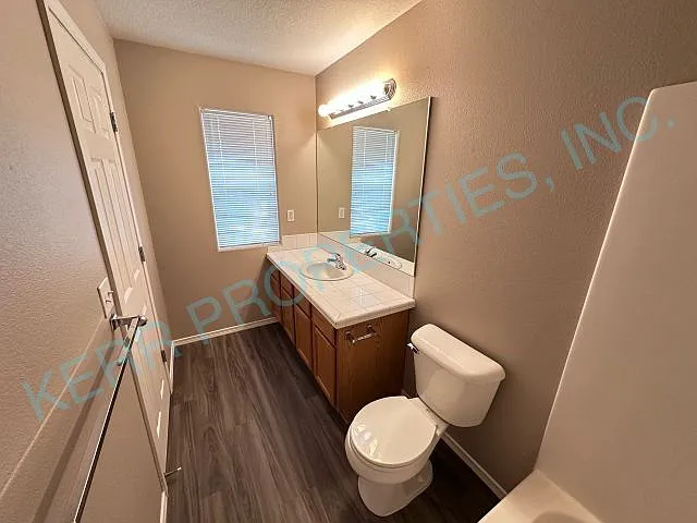 1111 SW 6th Way — Photo 13