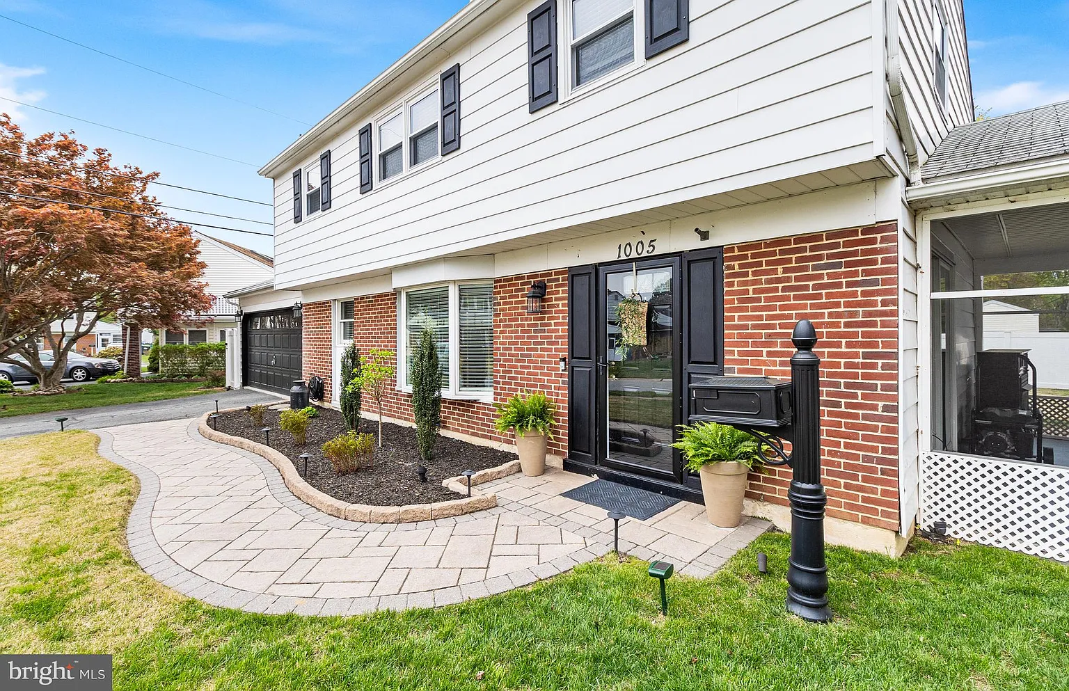 1005 Mistover Ln photo 1