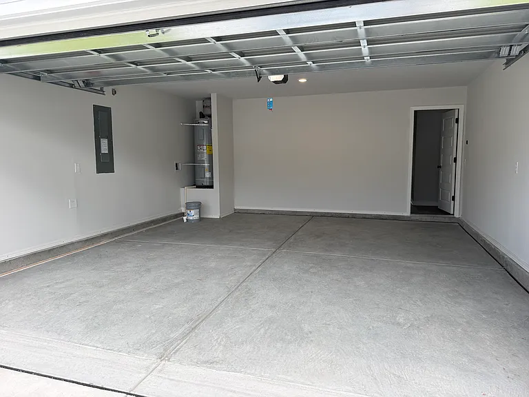6418 Swainson St SW — Photo 15